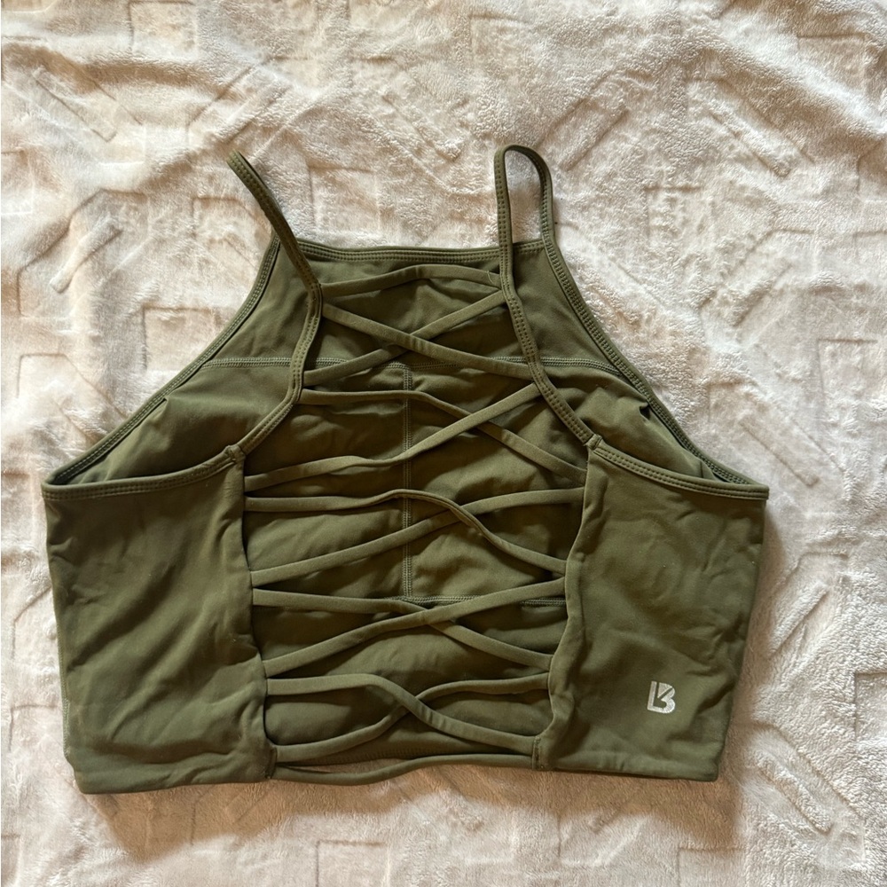 Buffbunny Ivy Crop